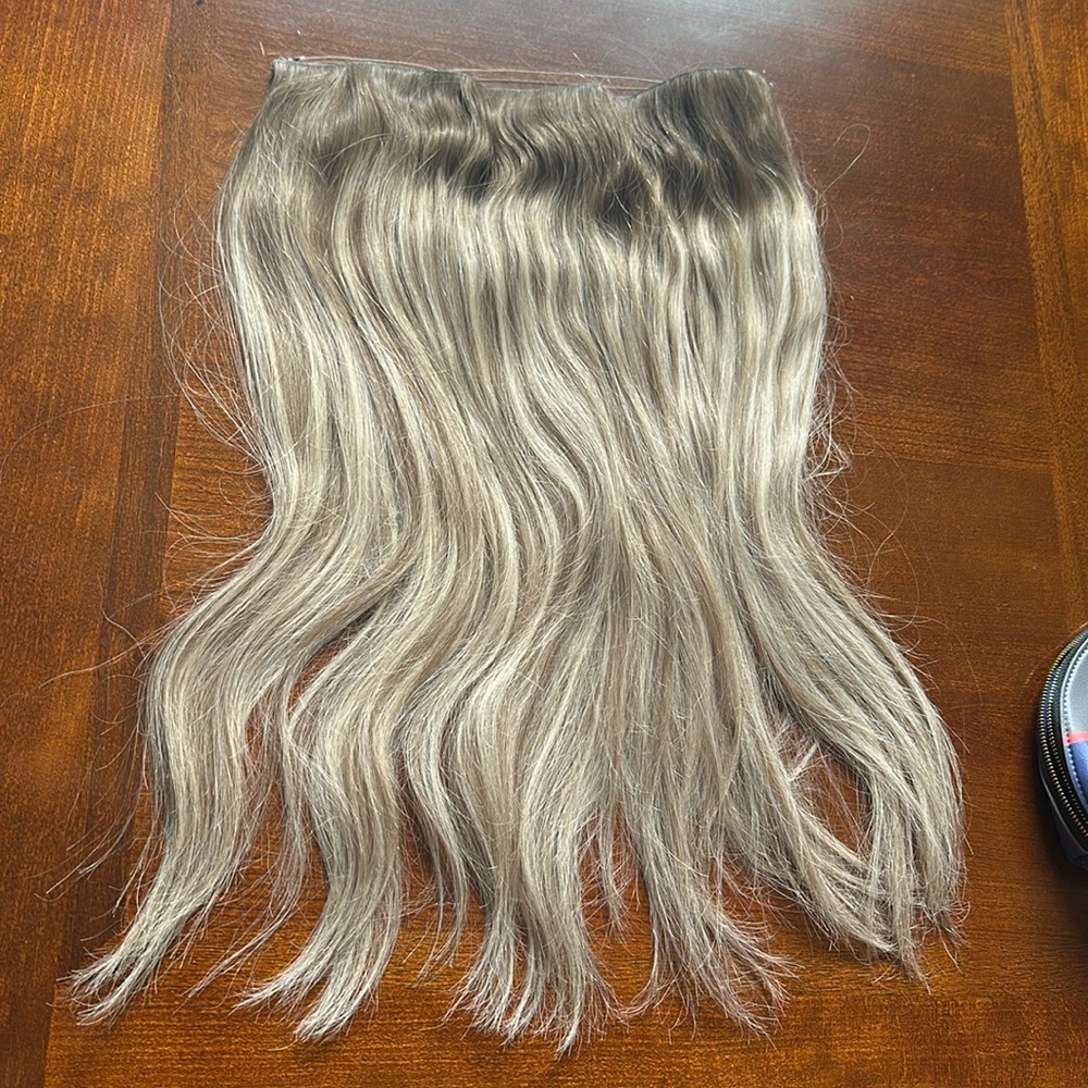 Atelier real human hair halo extension/ beige -blonde, never worn.